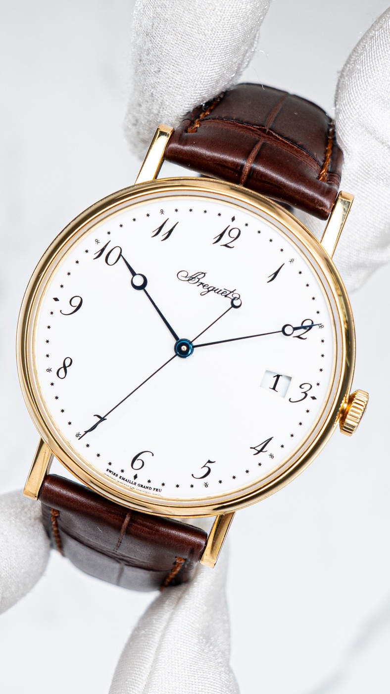 クラシック（CLASSIQUE）